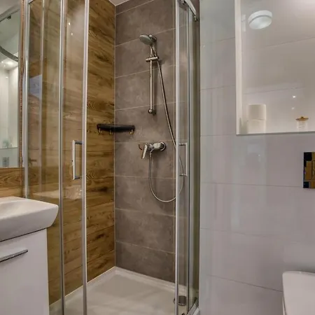 アパート Szafirowy Widok シクラルスカ・ポレンバ